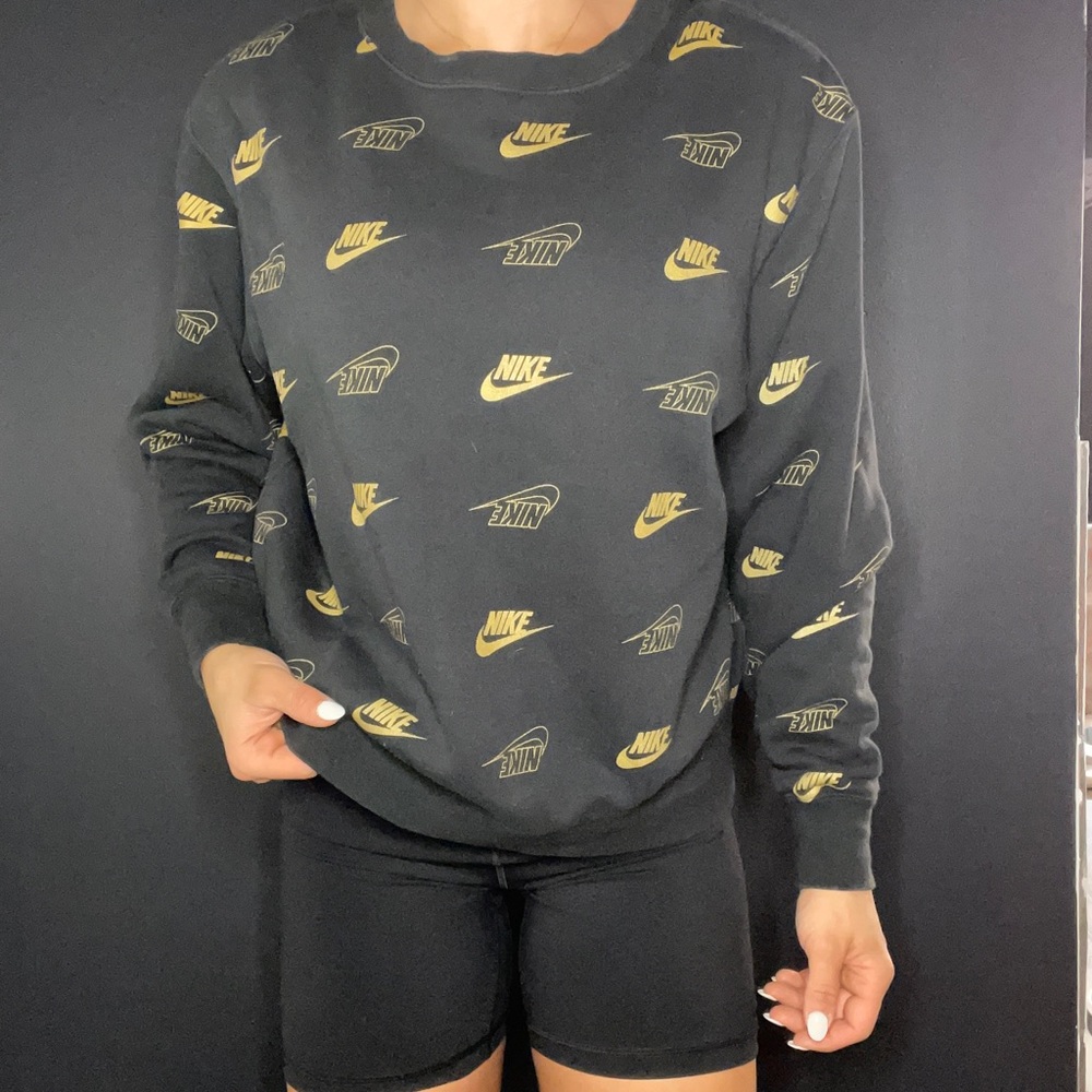 Nike Black Gold Oversized Sweatshirt